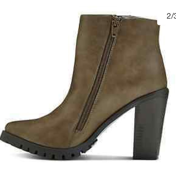 MOSSIMO JAN ZIPPER BLOCK HEELED BOOTIES Size 8 - Picture 2 of 6
